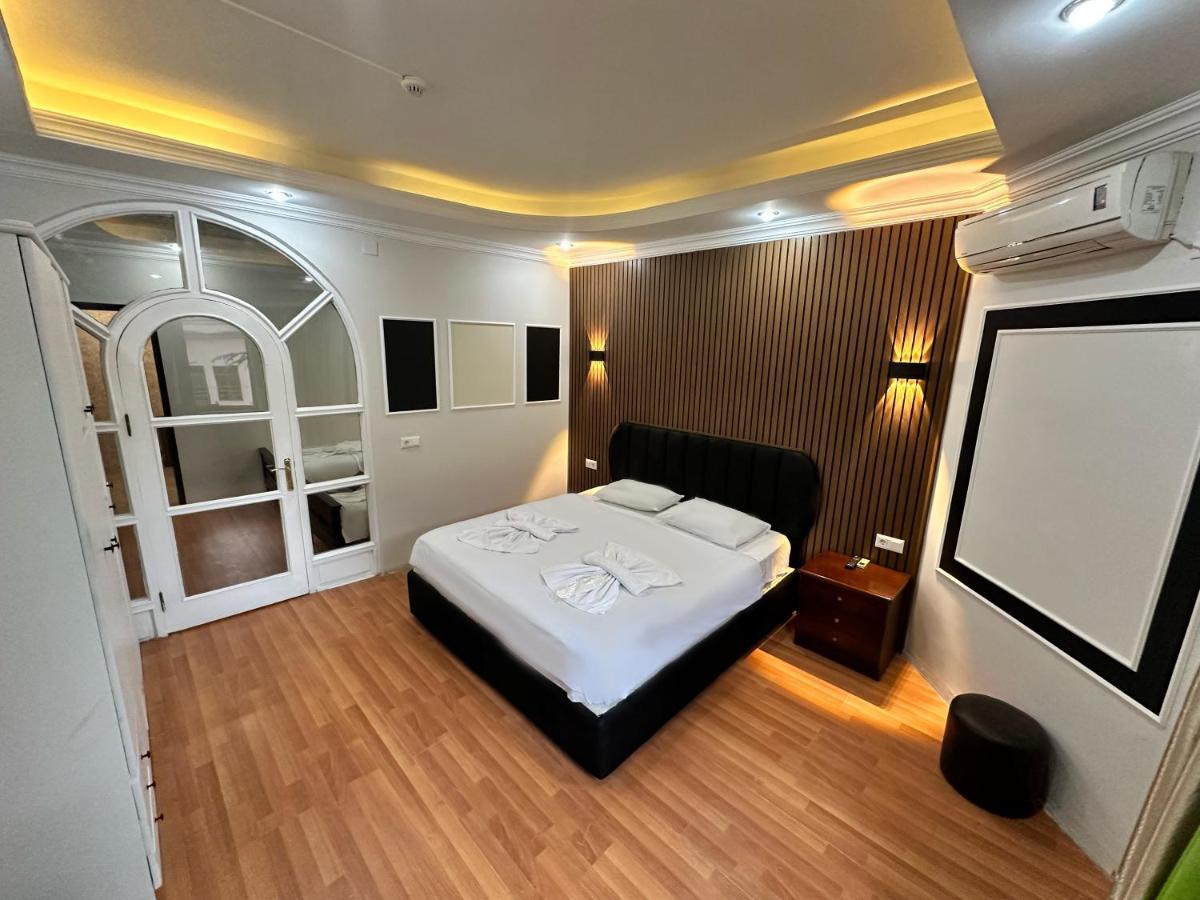 My Metropol Hotel Batumi Exterior foto